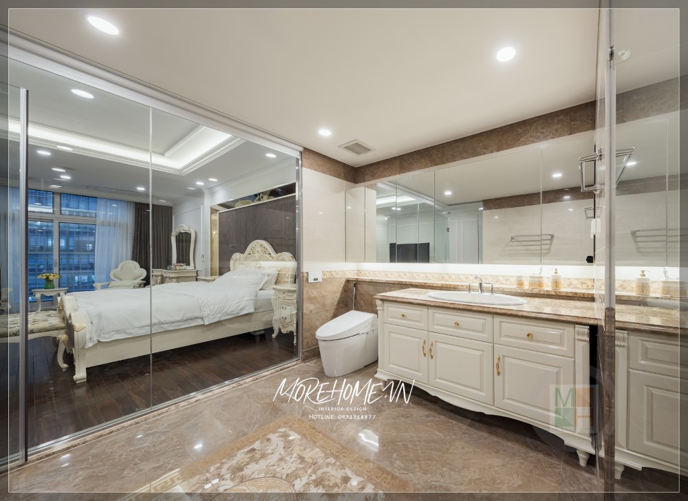 Khách hàng luôn lựa chọn vách kính cường lực khi thi công nhà tắm để tạo ra không gian rộng rãi, sáng sủa và sạch sẽ cho phòng tắm.